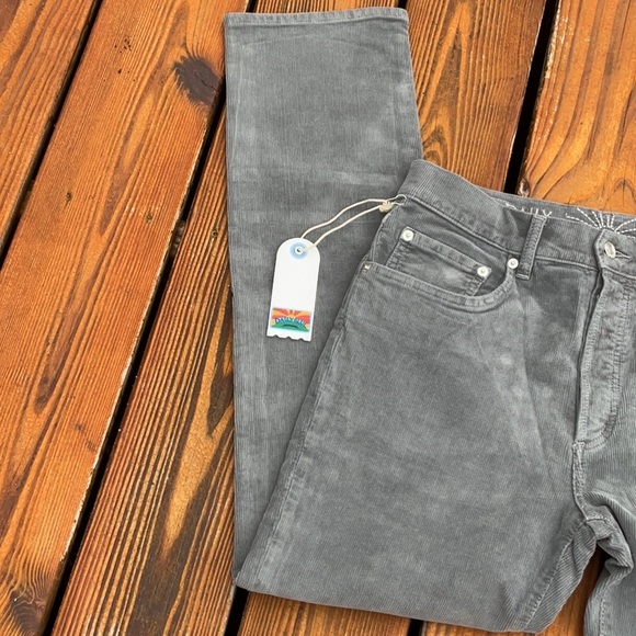 NWT Daily Blue by AG Boost Corduroy Jeans In Gray Size 29 /31 - Picture 10 of 15